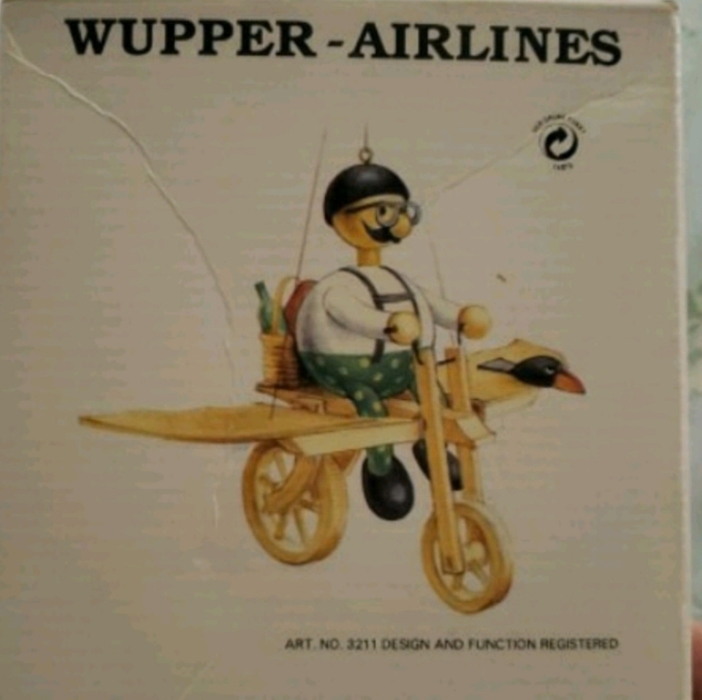 VINTAGE Wupper Airlines Toy Jumper